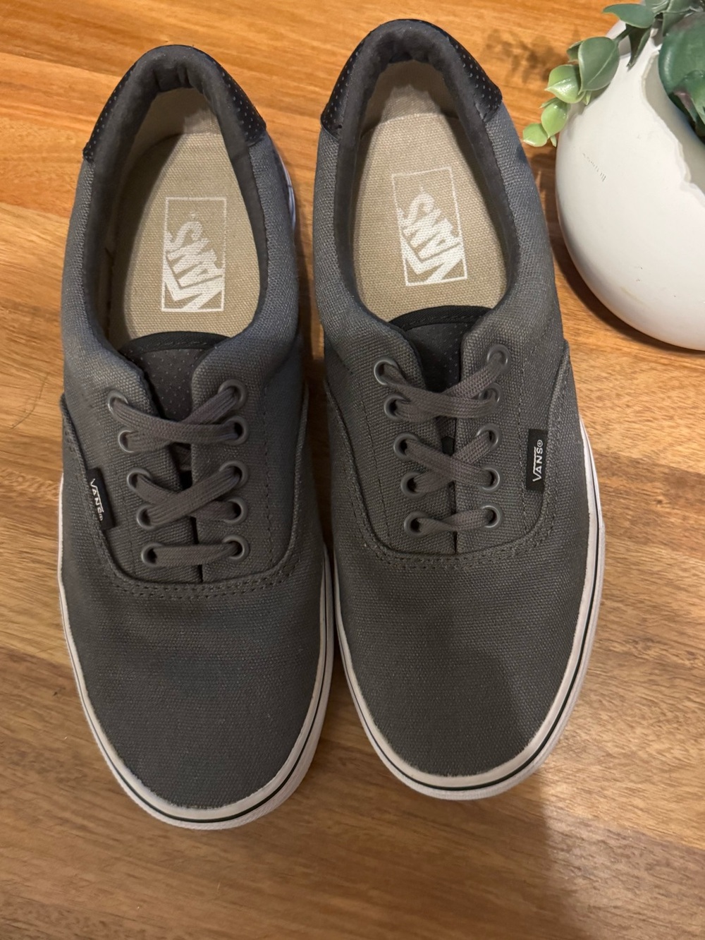 Vans Authentic Canvas Sneakers in Charcoal Gray, M size 8, W size 9.5